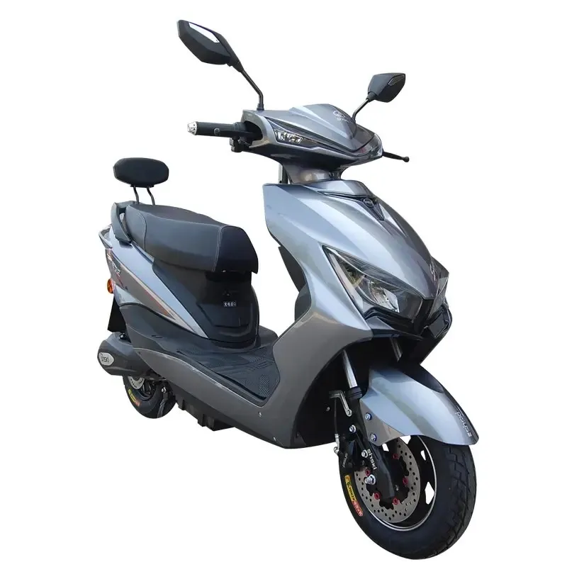 Motocicleta E-barata amb motor de 1000w